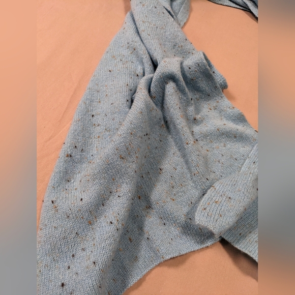 NWT: Kinross Cashmere Scarf- 17" x 75" - Picture 7 of 12